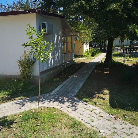 Bungalows St. Nicola 阿赫托波尔 外观 照片